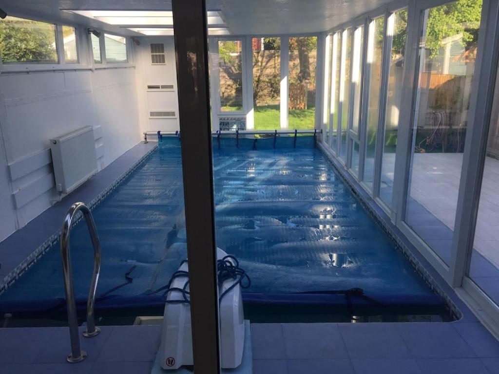 River House With Heated Pool June To Sep & Garden Twickenham Esterno foto