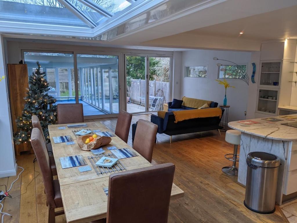 River House With Heated Pool June To Sep & Garden Twickenham Esterno foto