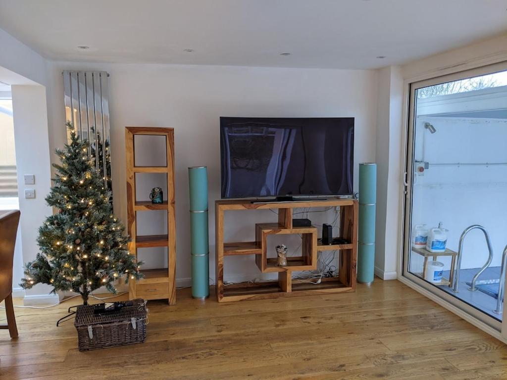River House With Heated Pool June To Sep & Garden Twickenham Esterno foto