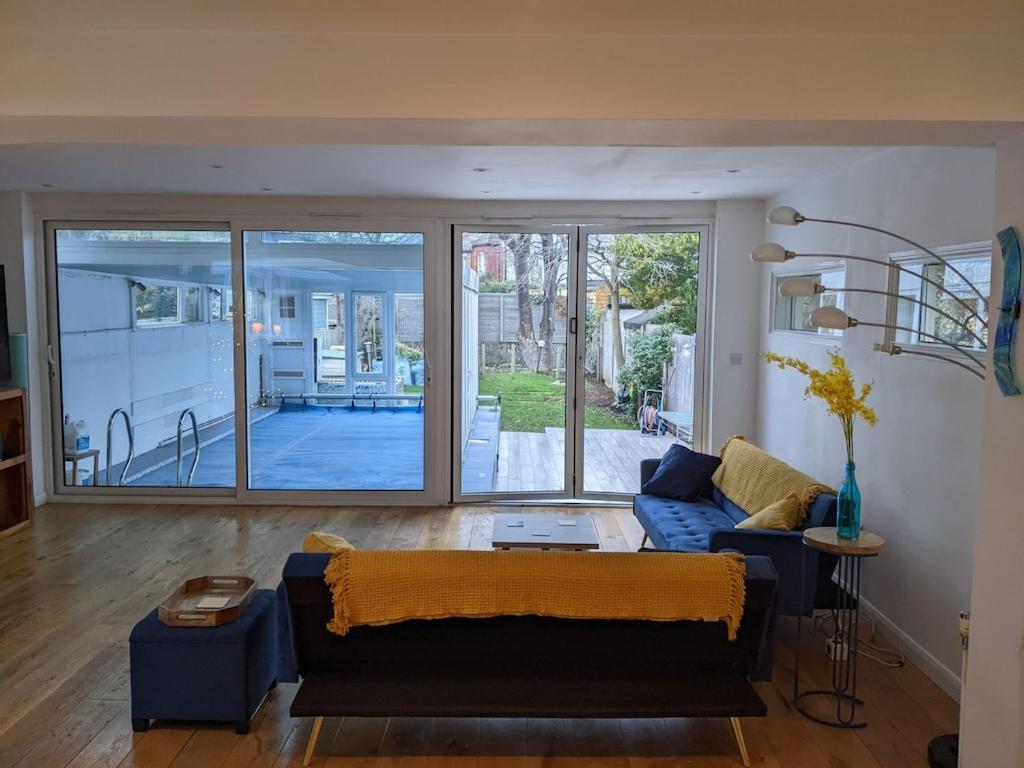 River House With Heated Pool June To Sep & Garden Twickenham Esterno foto